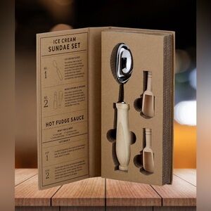 NIB! Santa Barbara Design Studio Ice Cream Sundae Gift Set Gift Box, 3-Pieces